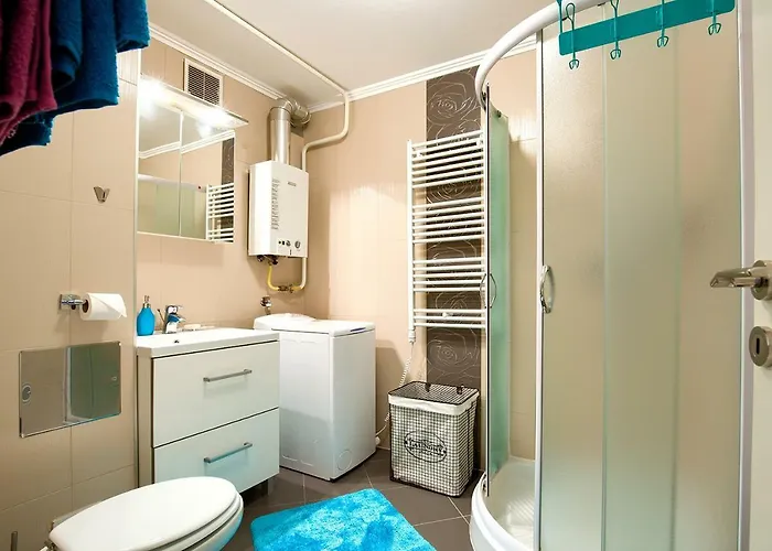 Apartment Romantic Pop *